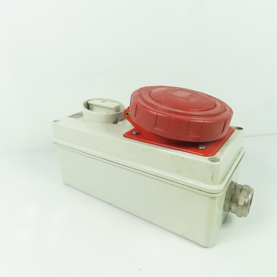 Gewiss GW 66 320 3-Pole Interlocked Socket Outlet 200-415V IP55