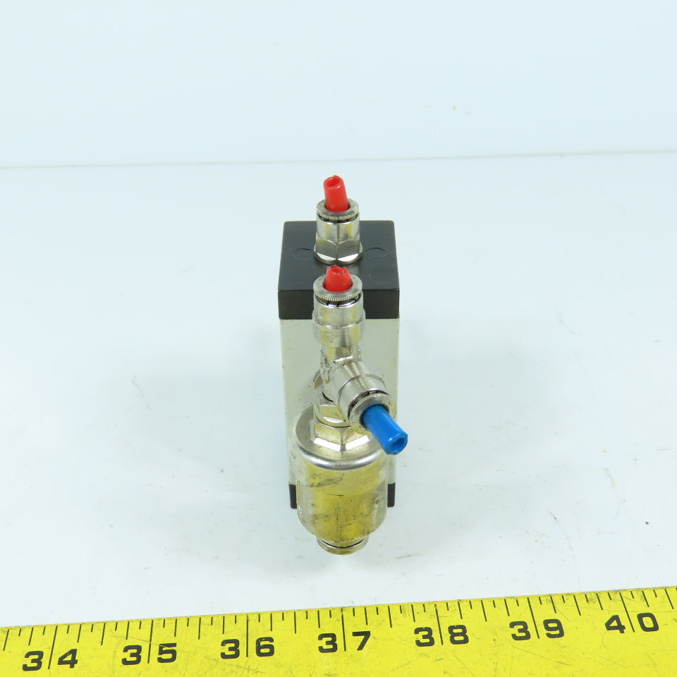 Camozzi 438-35 3/2 Way Pneumatic Directional Control Valve 10 Bar Max 1/8"