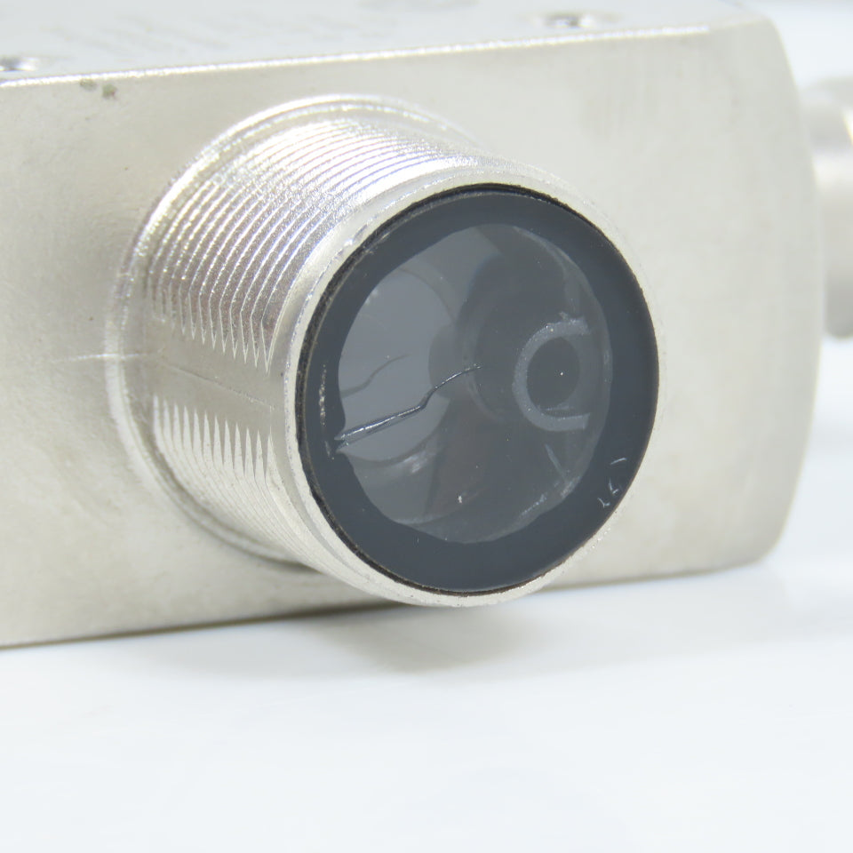 IFM OGD550 OGDLFCKG Laser Distance Sensor 10-30VDC (Small Crack)
