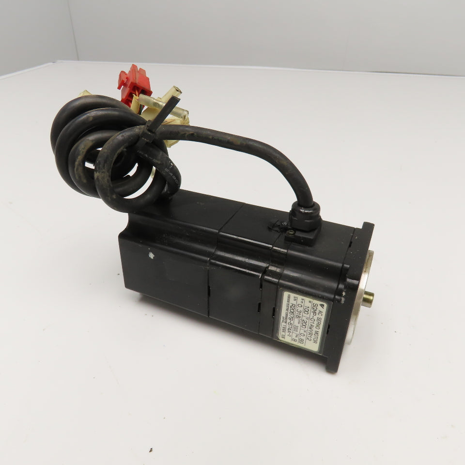 Yaskawa SGMP-01AWYR12 100W 200V 3000RPM AC Servo Motor
