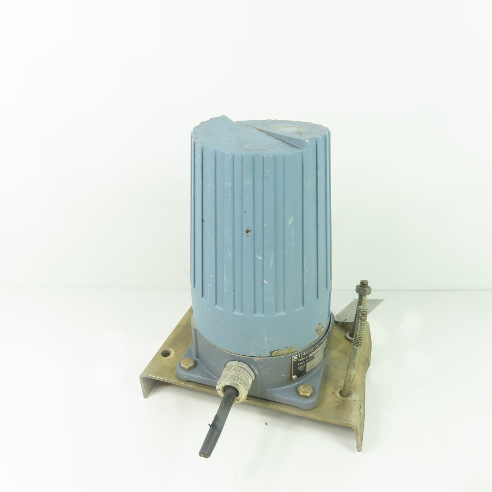 Foxboro E94-015S Temperature Transmitter 30VDC 4-20mA PR-239 200-600°F Range
