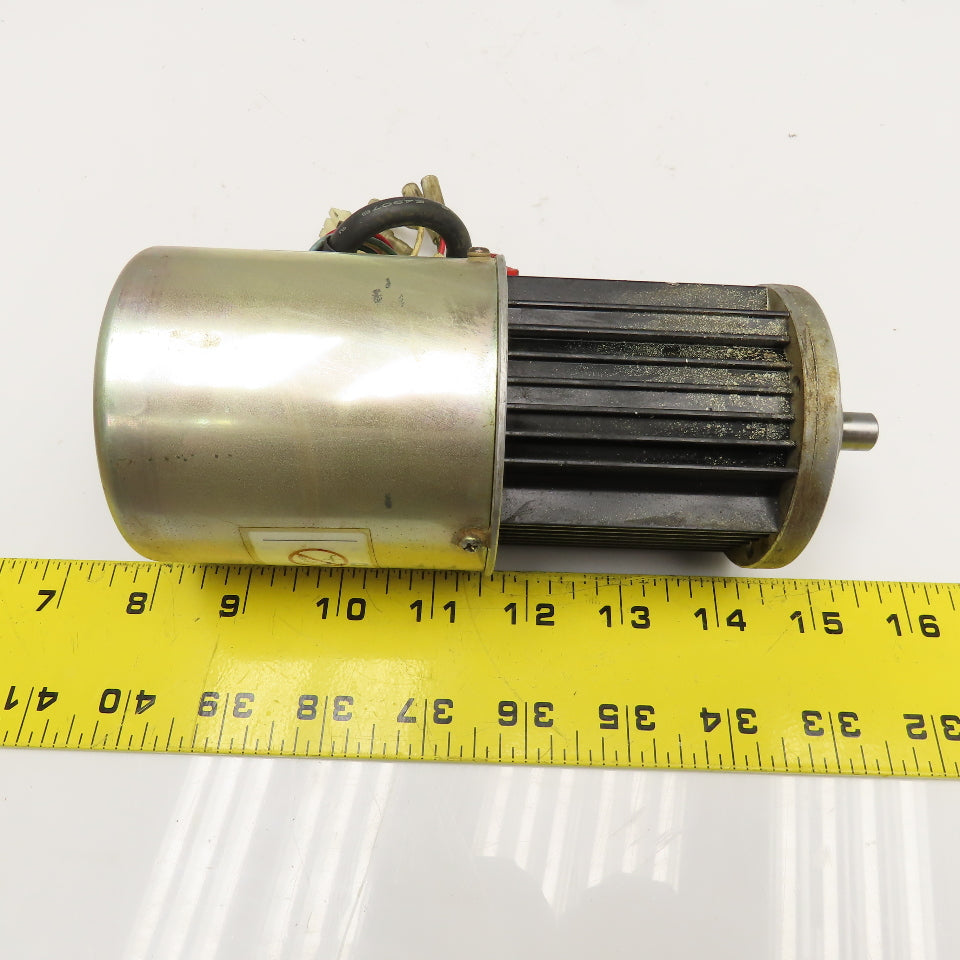 Yaskawa USAREM-01YRW11 110W 0.35Nm 3000RPM AC Servo Motor