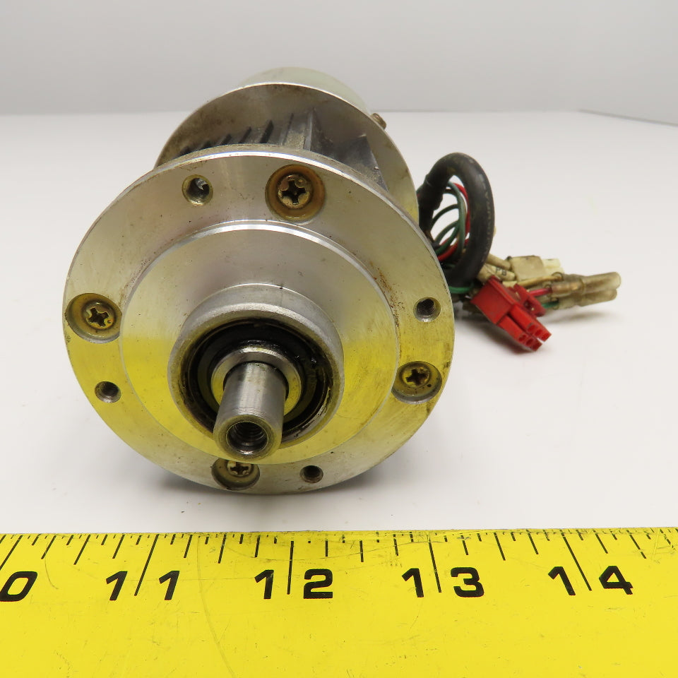 Yaskawa USAREM-01YRW11 110W 0.35Nm 3000RPM AC Servo Motor