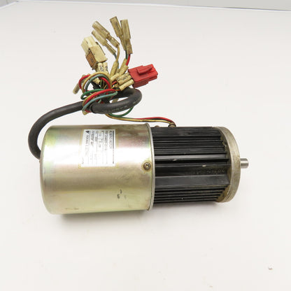 Yaskawa USAREM-01YRW11 110W 0.35Nm 3000RPM AC Servo Motor