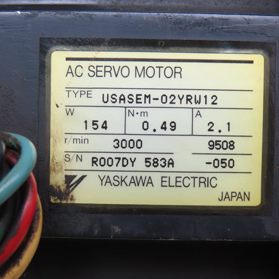 Yaskawa USASEM-02YRW12 154W 0.49Nm 3000RPM AC Servo Motor