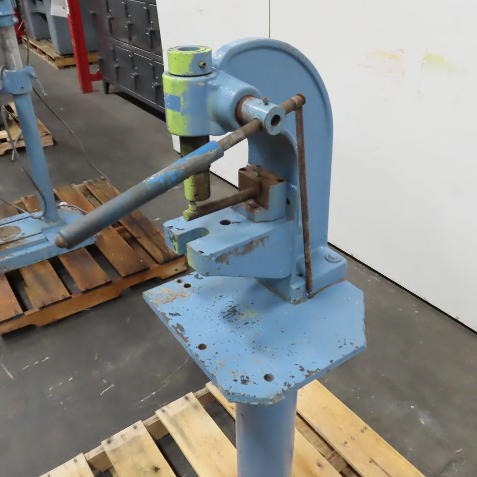 Pedestal Mounted Cast Iron Manual Arbor Press 2-1/2" Stroke 5" Throat