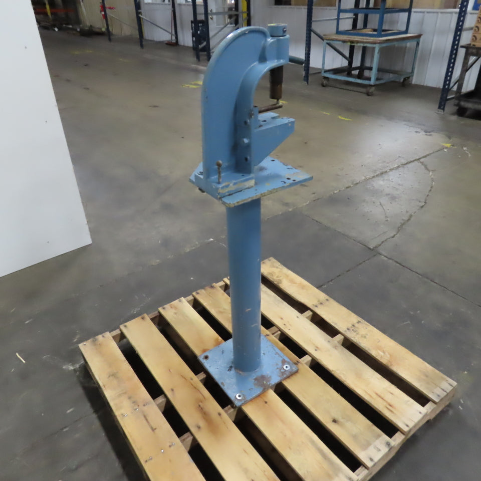 Pedestal Mounted Cast Iron Manual Arbor Press 2-1/2" Stroke 5" Throat