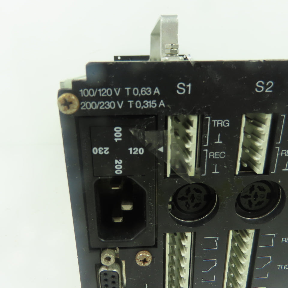 Leybold Thermovac TM22 Vacuum Gauge Controller 100-230V