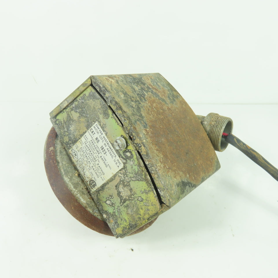 Dwyer 1823-10-2-S Differential Pressure Switch 2-10" WC 10PSI Max