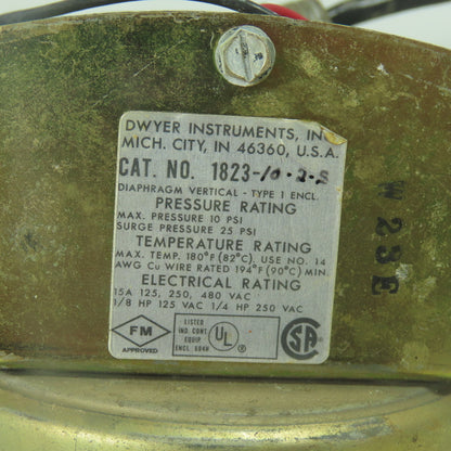 Dwyer 1823-10-2-S Differential Pressure Switch 2-10" WC 10PSI Max