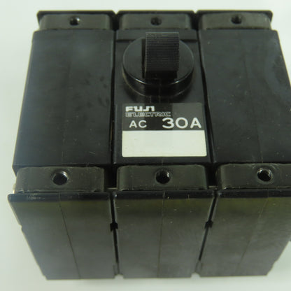 Fuji CP33EM/30W 30A Circuit Breaker Protector 250VAC