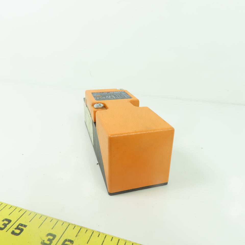 Efector IM3500 IME2015BFBOA/LS300L Inductive Sensor Switch 20-250V AC/DC