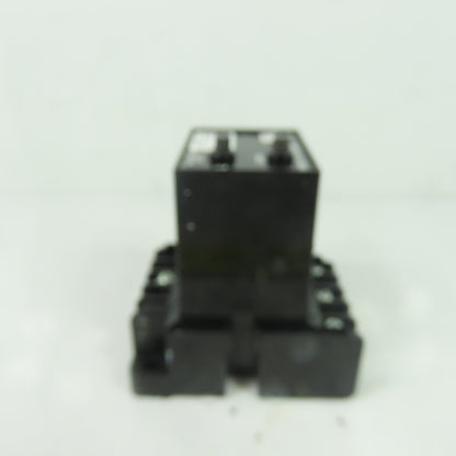 Fuji 40P0 Earth Leakage Relay 100/200VAC 2VA 30mA