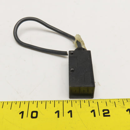 Omron E3S-2DB41 12-24VDC Photoelectric Sensor