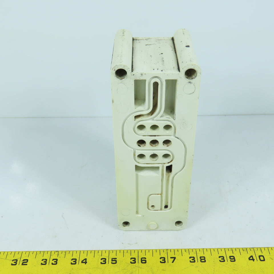 Wilden 04-2000-20-700 Valve Assembly For Diaphragm Pump