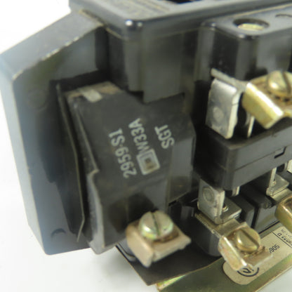 Square D 8501-D042 10A 600V AC Control Relay 110/120V Coil