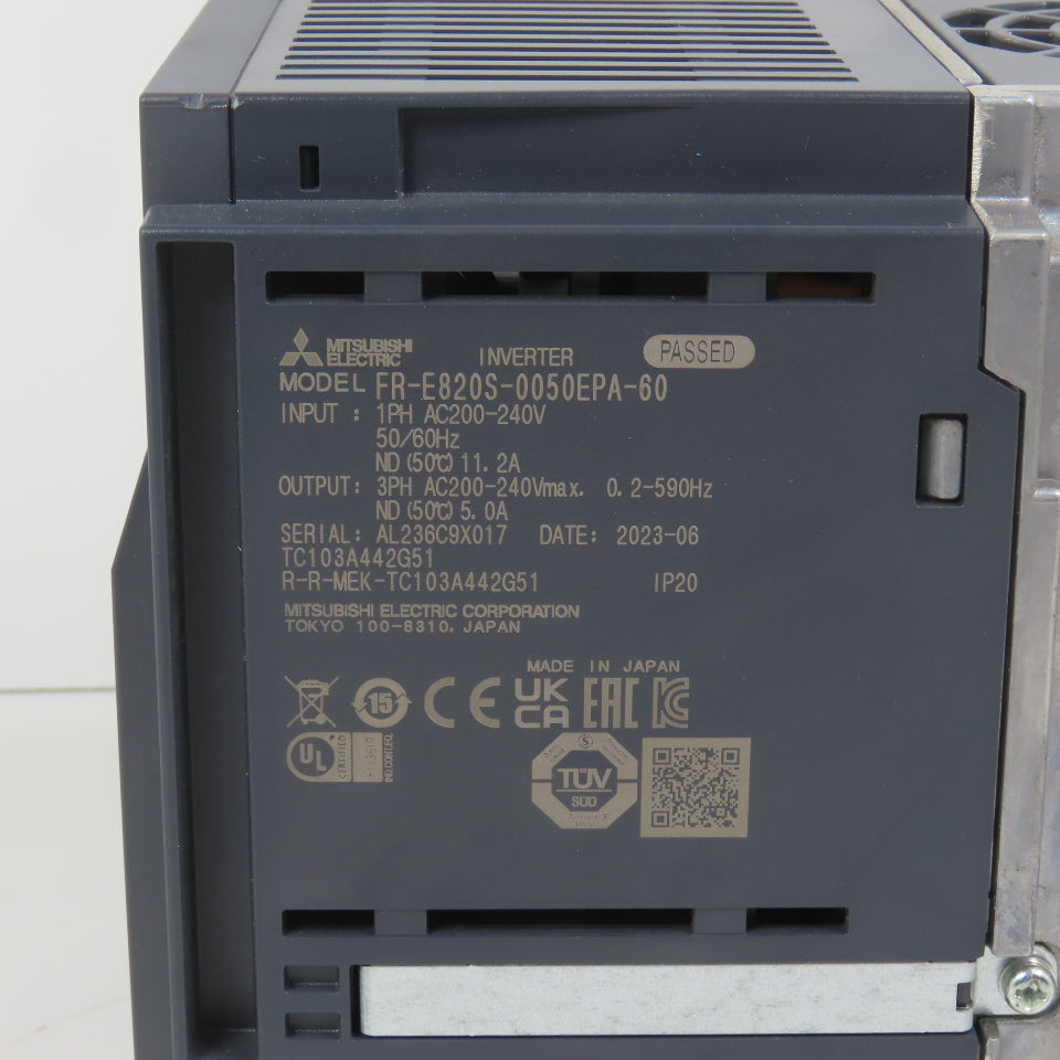 Mitsubishi FR-E820S-0050EPA-60 Inverter Drive 1PH 240V Input 3PH 200-240V Out