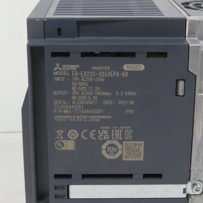 Mitsubishi FR-E820S-0050EPA-60 Inverter Drive 1PH 240V Input 3PH 200-240V Out