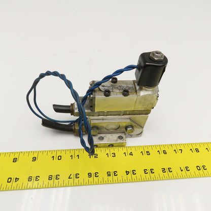 Versa KSG-4232-243-110V50-120V60 Double Solenoid Air Directional Valve 120V Coil