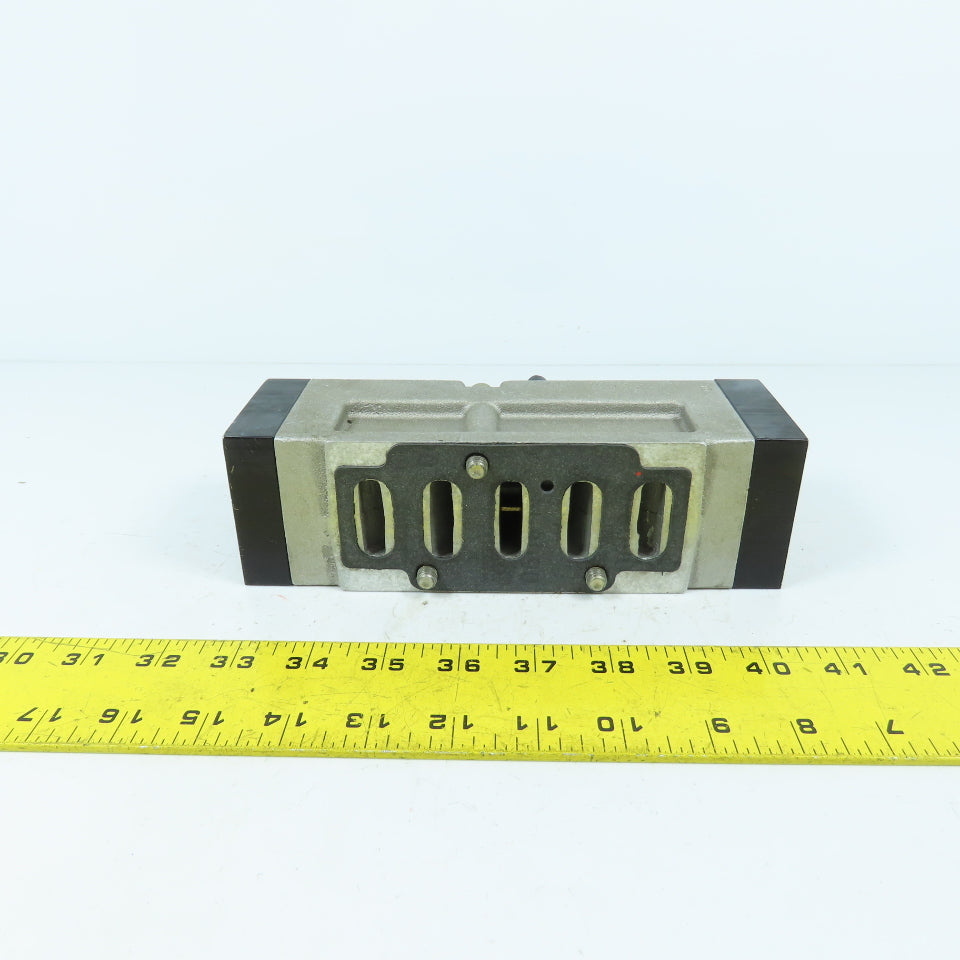 Parker Schrader L72431211XXVX0B Pneumatic Solenoid Valve 150PSI Max