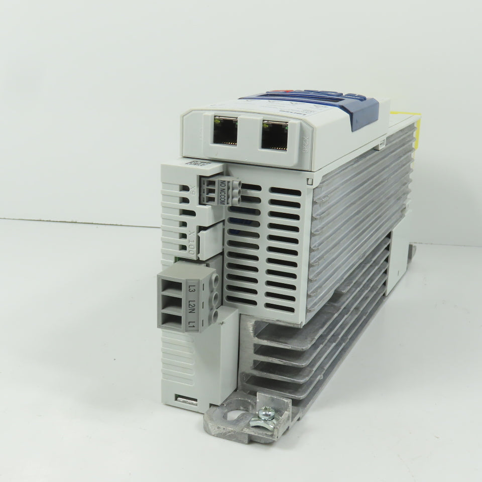 Lenze I5DAE215D10V00000S Power Unit + I5CA5G02000VA1000 & Keypad I5MADK0000000S