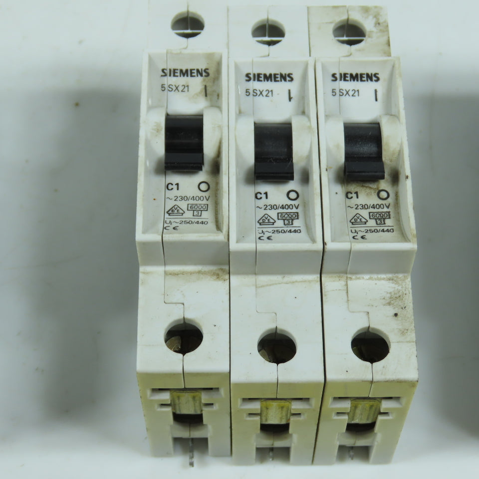 Siemens 5SX21 Misc. Amperages Circuit Breakers C13, C10, C8, C2, C1, C0.5 Lot/15