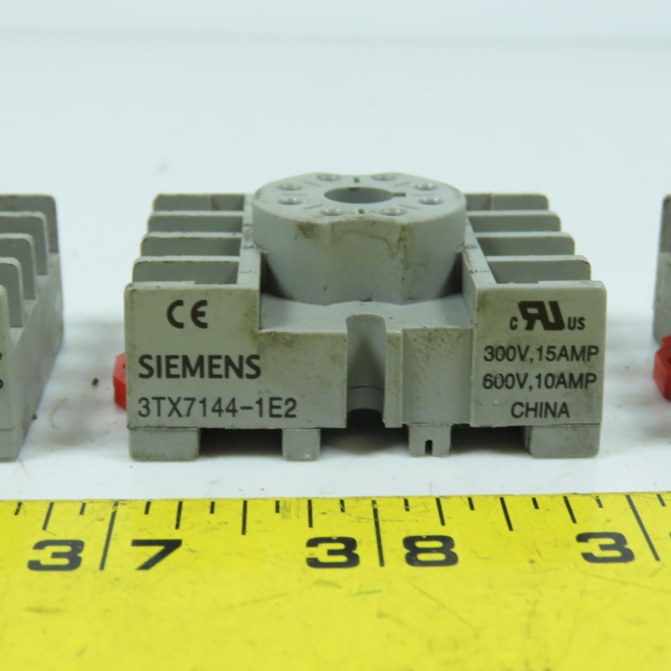 Siemens 3TX7144-1E2 8-Pin Relay Bases 300/600V 10/15A Lot Of 5