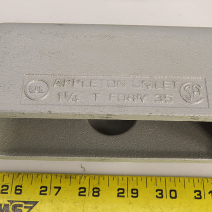 Appleton Unilet 1-1/4" T Form35 Malleable Iron Conduit Body Tee Lot of 6