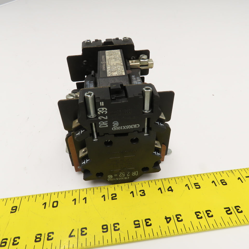 General Electric CR360L301AAJ Lighting Contactor 480V Load 600V Ballast MAX 120V