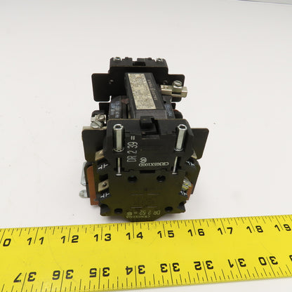 General Electric CR360L301AAJ Lighting Contactor 480V Load 600V Ballast MAX 120V