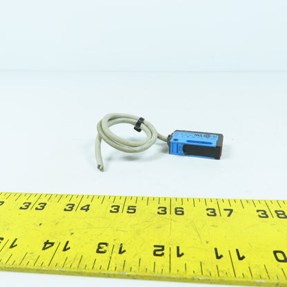 Sick WL160-P132 Optex Photoelectric Retro-Reflective Sensor 10-30VDC
