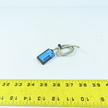 Sick WL160-P132 Optex Photoelectric Retro-Reflective Sensor 10-30VDC