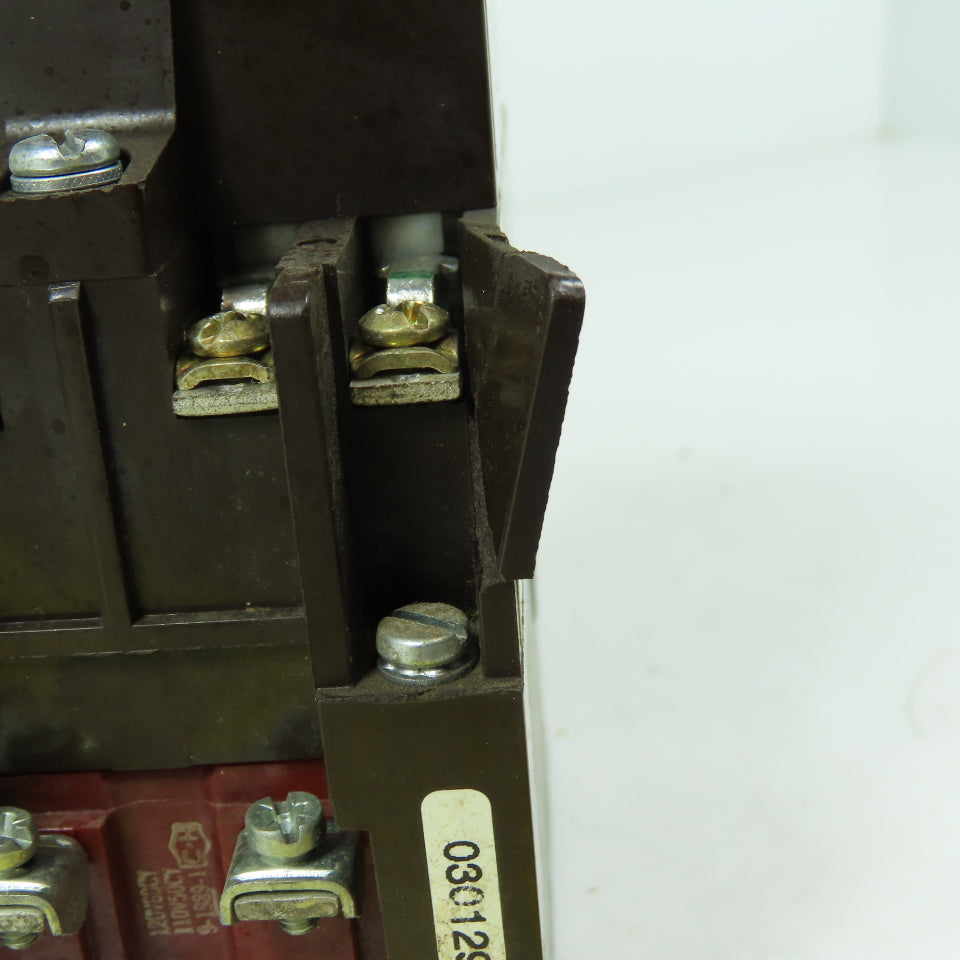 Cutler Hammer D26MR402 Series A3 Type M Latched Relay 600V Max 120V Coil