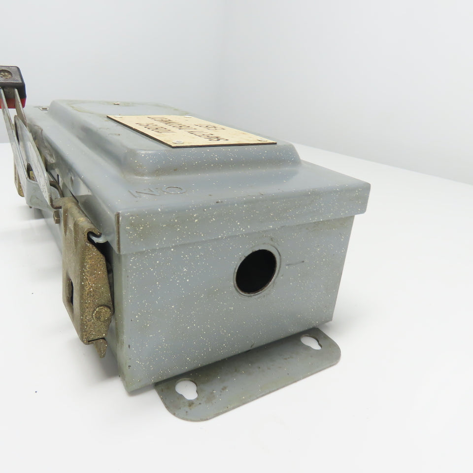 Square D HU36IAWK 30A Non Fusible Safety Disconnect Switch 3Ph 600VAC