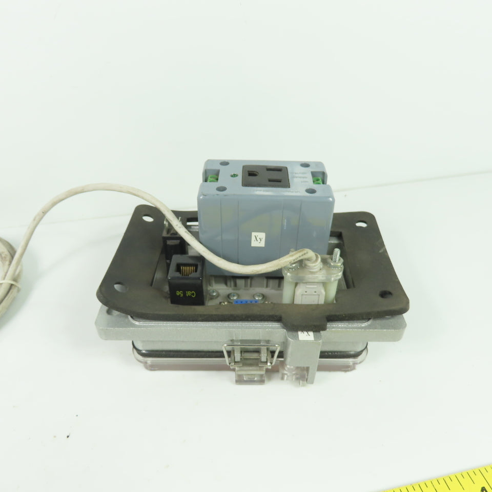 Grace P-P11Q9R2-M3RF3 Panel Interface Connector 120VAC 3A
