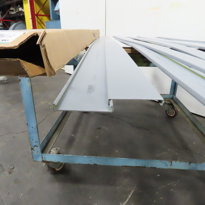 Panduit Panduct C2LG6 Type C Wiring Duct Cover PVC 2" Wide x 6' Long Lot Of 8