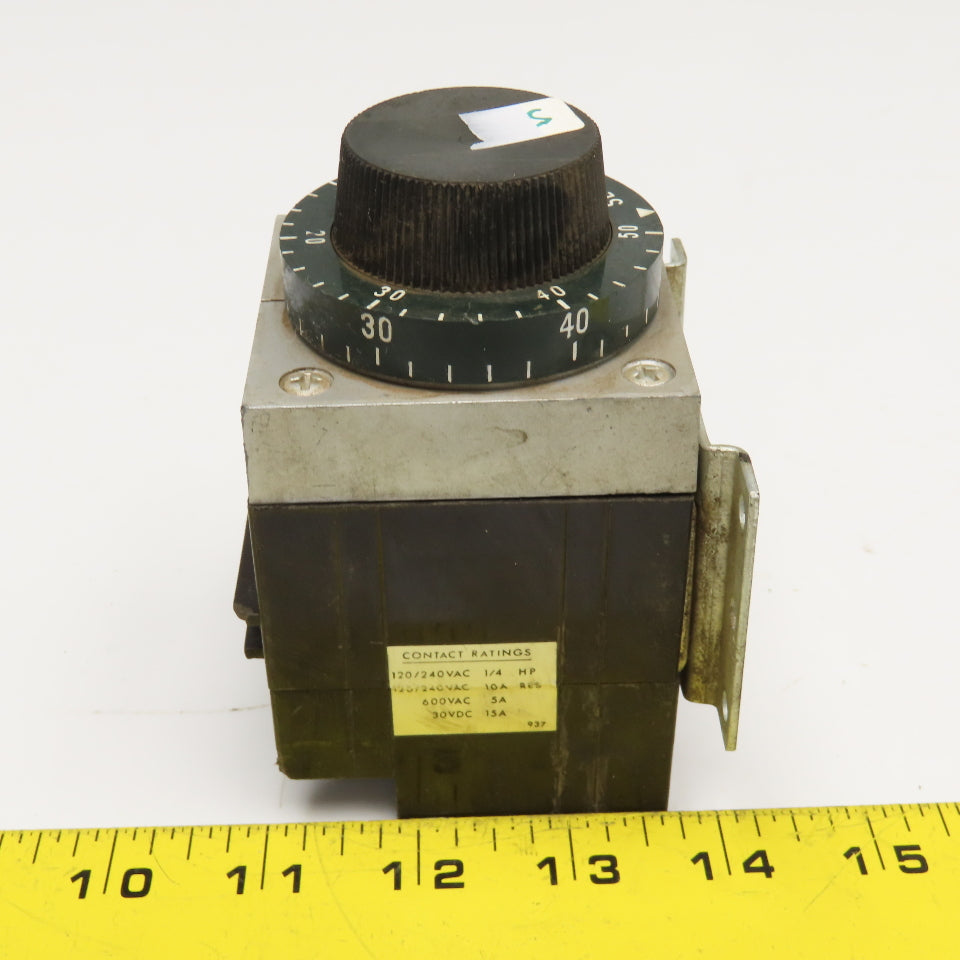 Agastat 7012VDC500 Timing Relay 5-50s 115V 40Hz