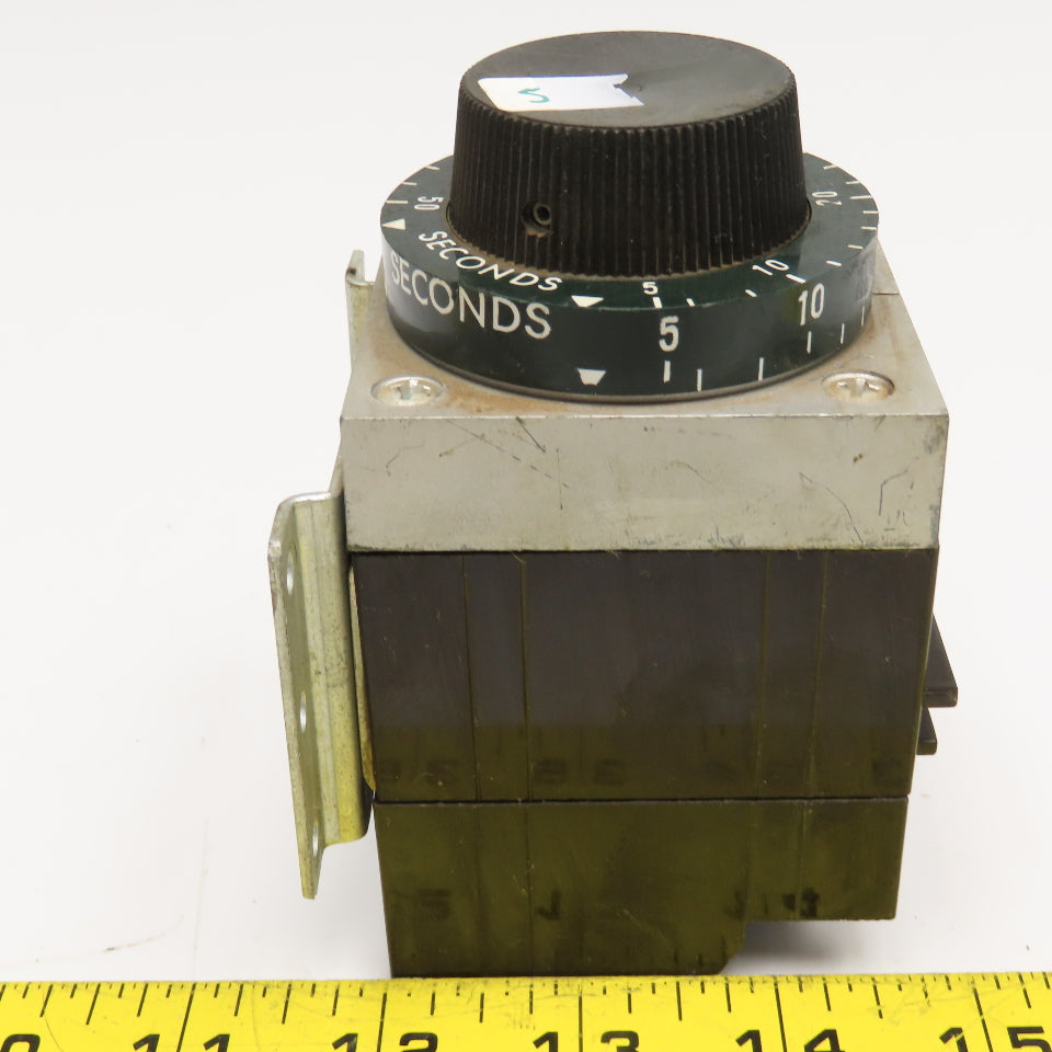 Agastat 7012VDC500 Timing Relay 5-50s 115V 40Hz