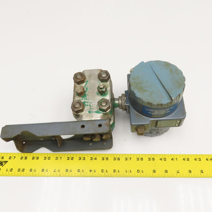 Foxboro 823DP-I3S1NH2-Y Stainless Steel Valve W/ Pressure Transmitter 1/4" NPT