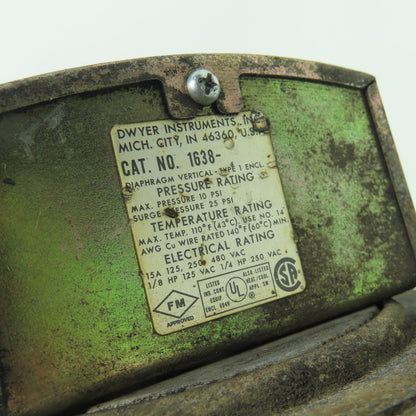 Dwyer 1638 Differential Pressure Switch 125/480VAC 25PSI