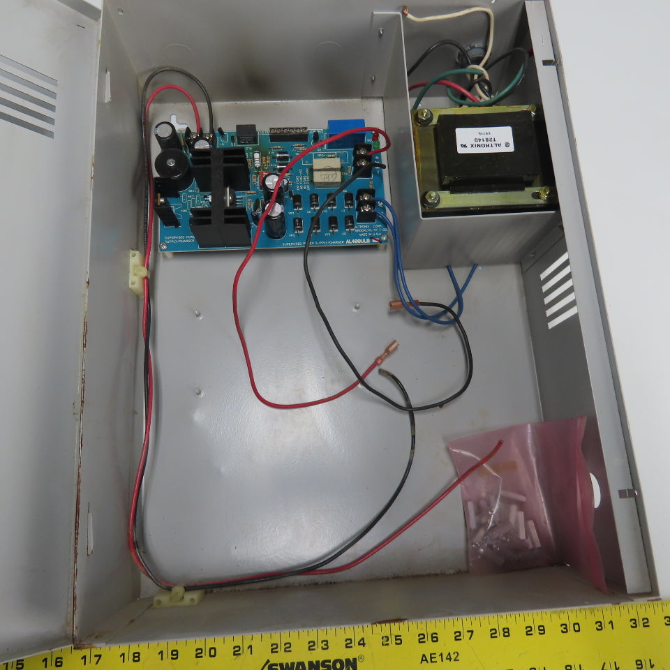 Altronix AL400UL Regulated Power Supply Charger 12/24VDC Output 115VAC Input