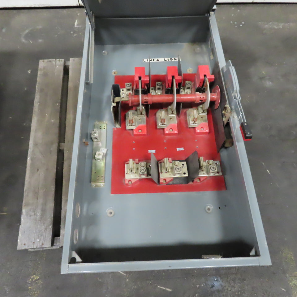 Square D H365R 400A 600VAC 3-Pole Fusible Safety Disconnect Switch 3R Enc.
