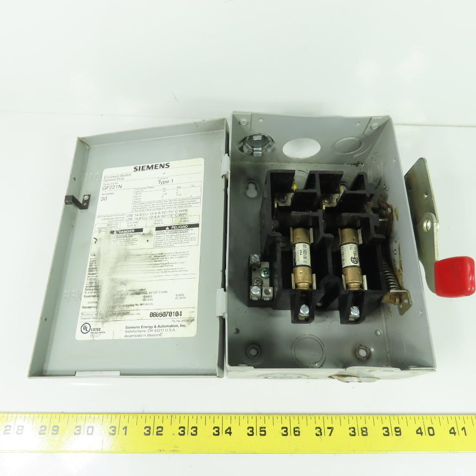 Siemens GF221N 30A Fusible General Duty Safety Disconnect Switch 240V