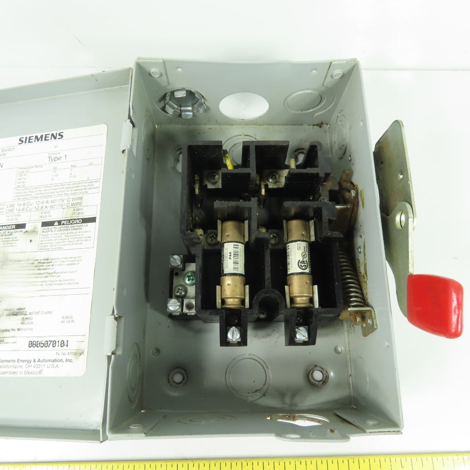 Siemens GF221N 30A Fusible General Duty Safety Disconnect Switch 240V