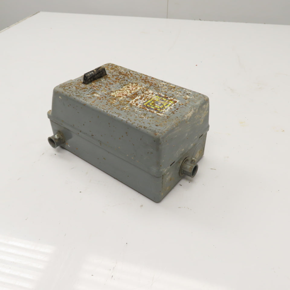 Square D 8536 SAG12 Size 00 Motor Starter 2HP 120V Coil W/Overload B9.10 Heaters