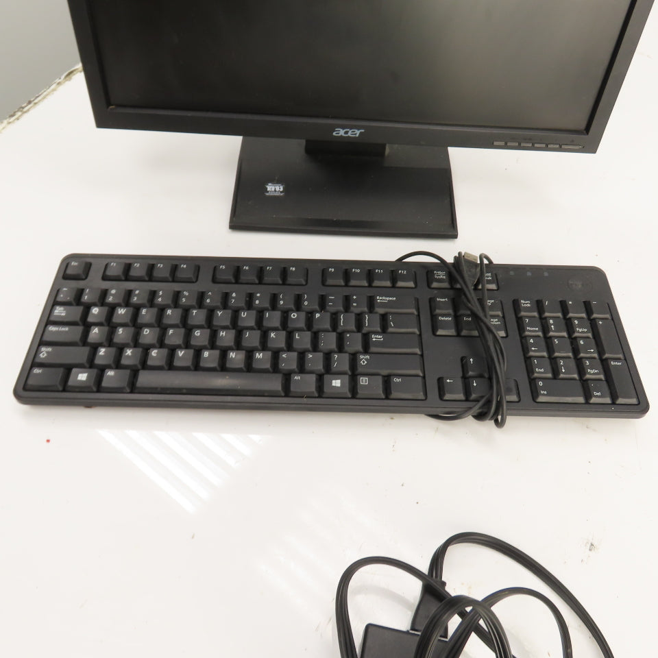 Acer V193W 19" LCD Monitor 100-240VAC W/ Stand, Keyboard & Cables