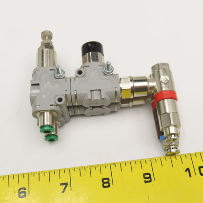 Pneumax 5512H8D4M1XX 4mm Push To Connect Inline Air Pressure Regulator Lot Of 2