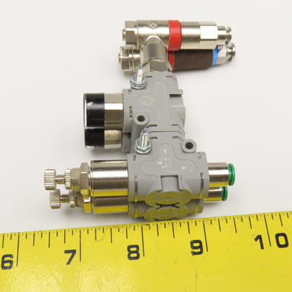 Pneumax 5512H8D4M1XX 4mm Push To Connect Inline Air Pressure Regulator Lot Of 2