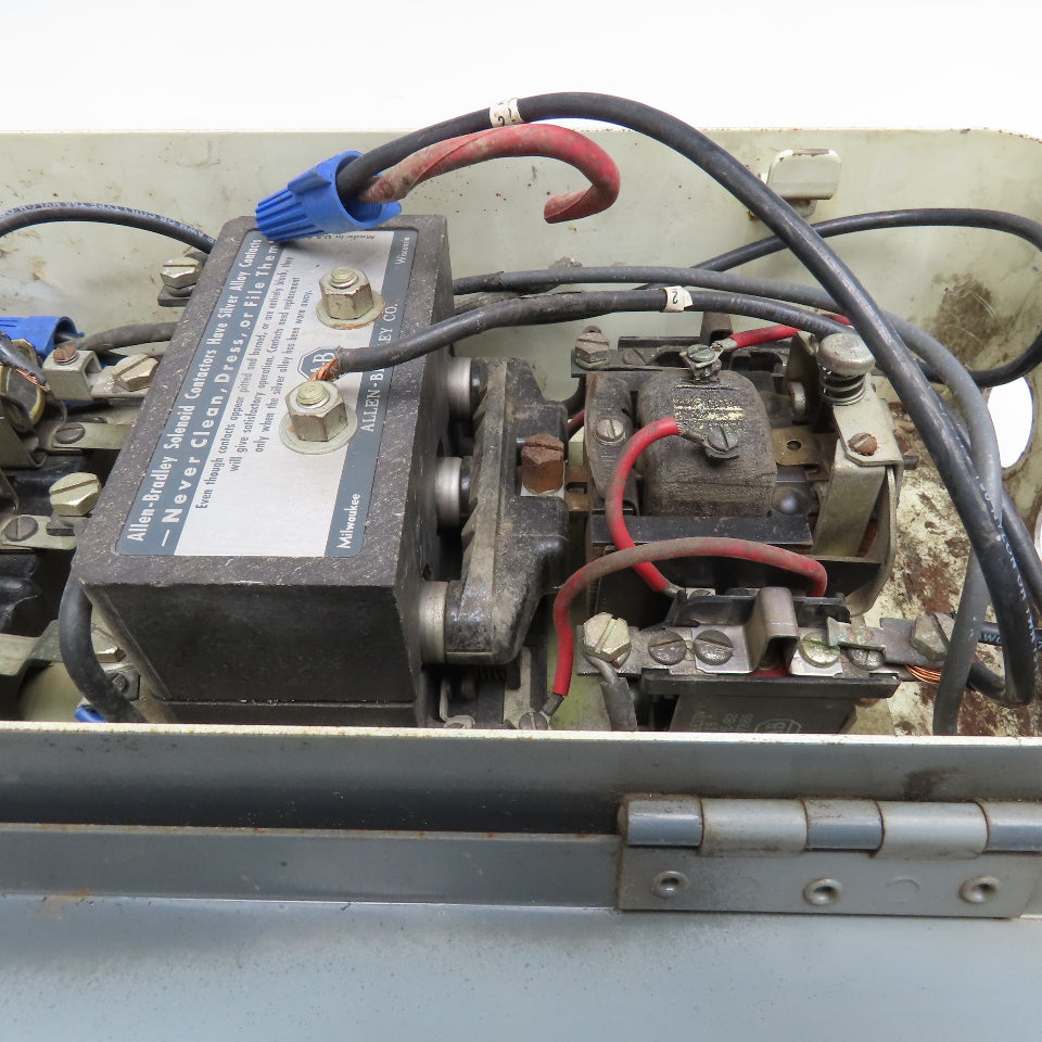 Allen Bradley Bulletin 712 Size 2 Fused Combination Starter Disconnect 440V 60Hz