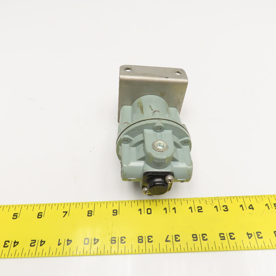 Beloit MC2-75-120B 3/8" NPT Compressed Air Pressure Regulator